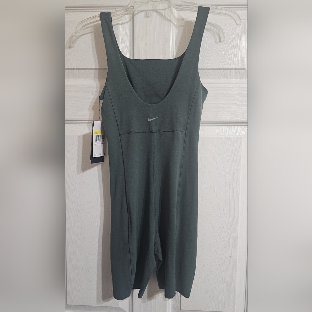 Nike Women's Zenvy Dri-FIT Training Bodysuit - Picture 7 of 11